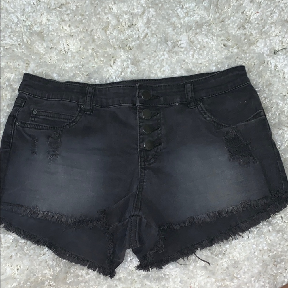 Billabong shorts worn once